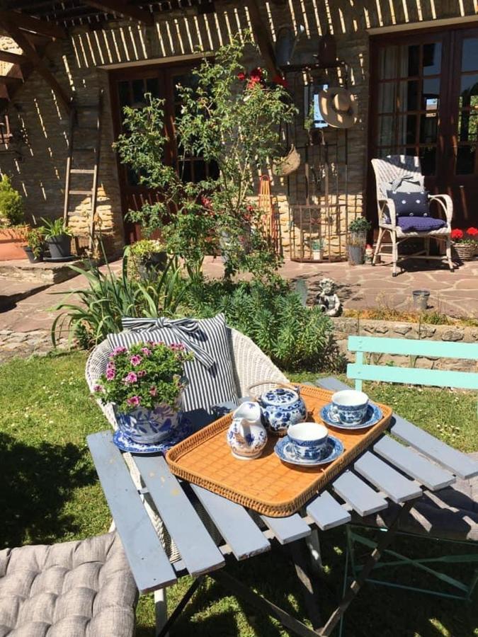 Au Fil De L'Eau & Gite "Le Jardin Du Moulin" Fourges ภายนอก รูปภาพ