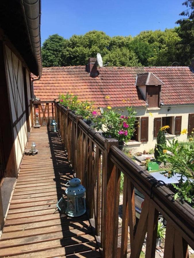 Au Fil De L'Eau & Gite "Le Jardin Du Moulin" Fourges ภายนอก รูปภาพ